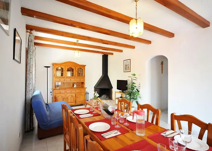 Estepa Negra Villa L' Escala